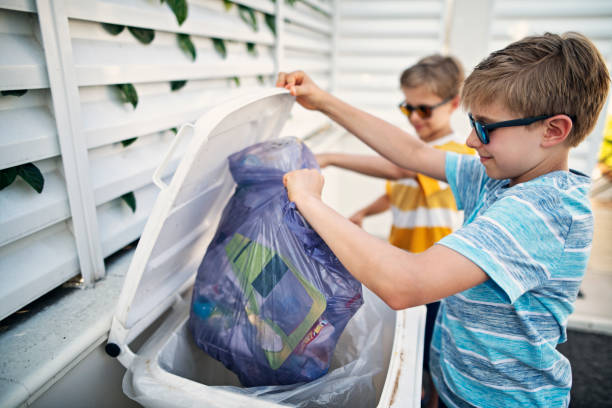 Best Commercial Junk Removal  in Urbandale, IA