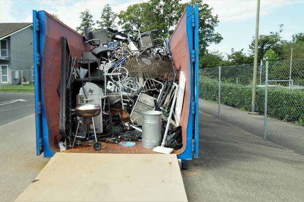 Best Trash Removal Near Me  in Urbandale, IA